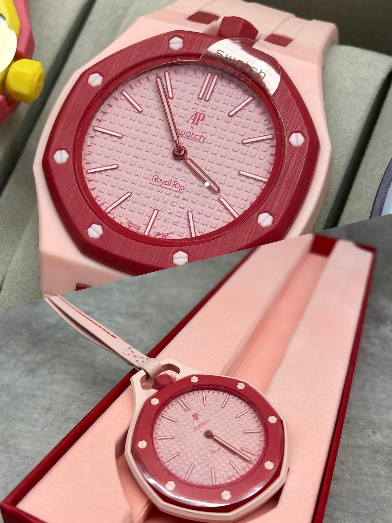 Royal Pop pocket and pendant display