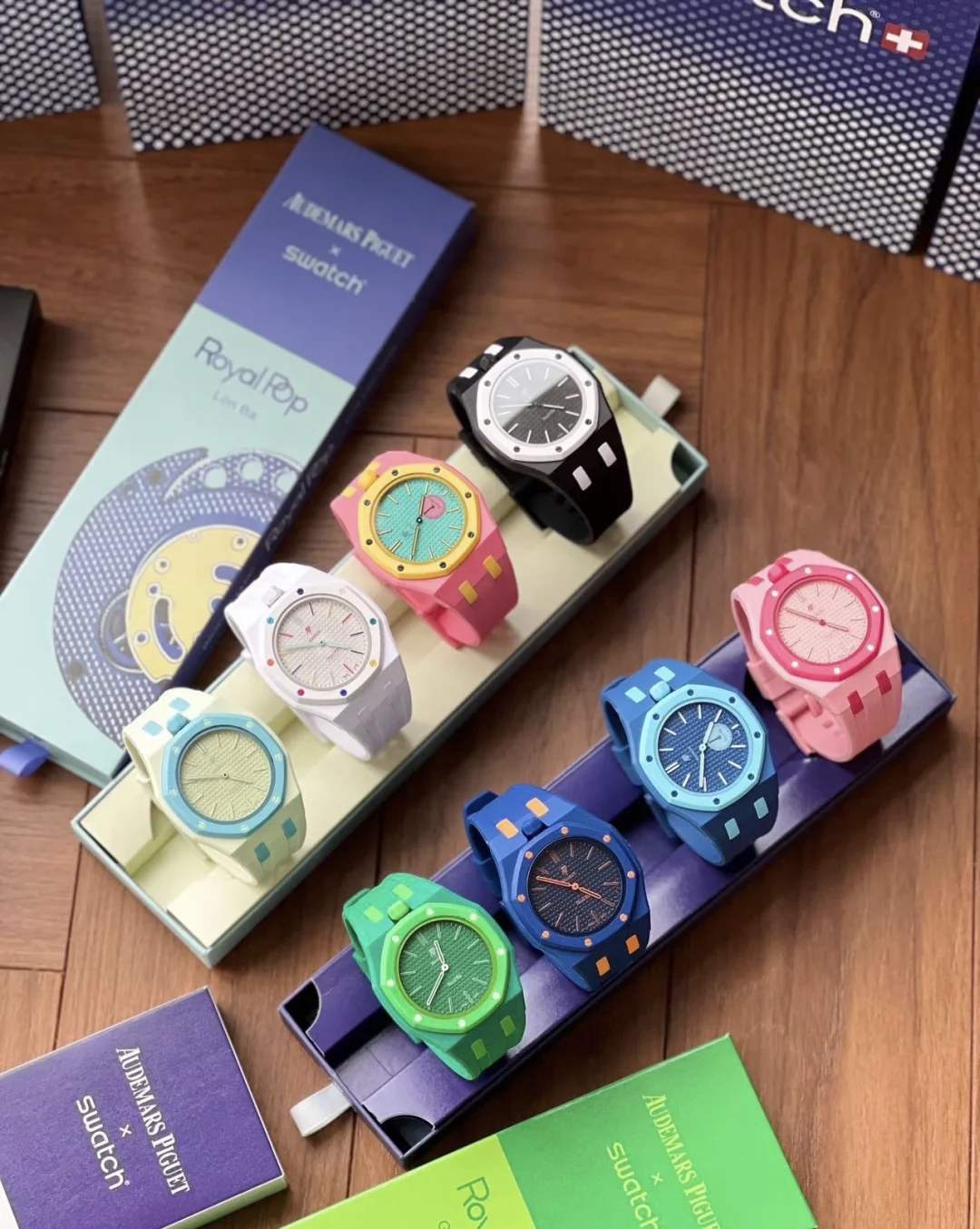 Royal Pop watches in different colors with alternative wrist strap styles